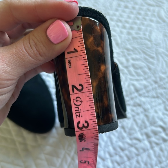 Like New Vionic Lacey Tortoise Block Heel Slingback Black Suede Booties - Picture 10 of 11